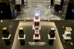 -TOM FORD