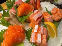-花和海鲜自助(梅江店)