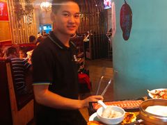 -三人行骨头王火锅(长寿店)