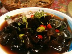 -闯关东东北农家菜(崂山石老人店)