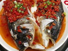 特色剁椒鱼头-湖南湘菜馆(东湘缘二店)