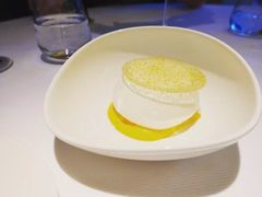 藏红花甜点-AZUR聚(香格里拉饭店)