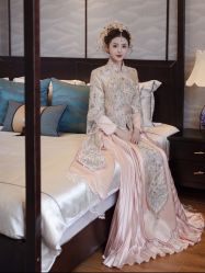 -曼青婚纱礼服馆
