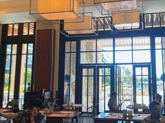 -亚龙湾希尔顿自助餐厅·海鲜·烧烤·沙滩BBQ·现场乐队