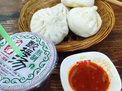葱肉包-清真石家包子(大皮院总店)