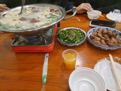 -牧人巷子·大锅羊汤·暴走牛骨(大成路店)