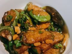 -洞庭土菜小炒馆(易发广场店)