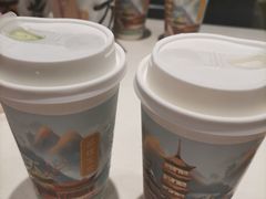 烟雨乌龙-茶理宜世(东方宝泰店)