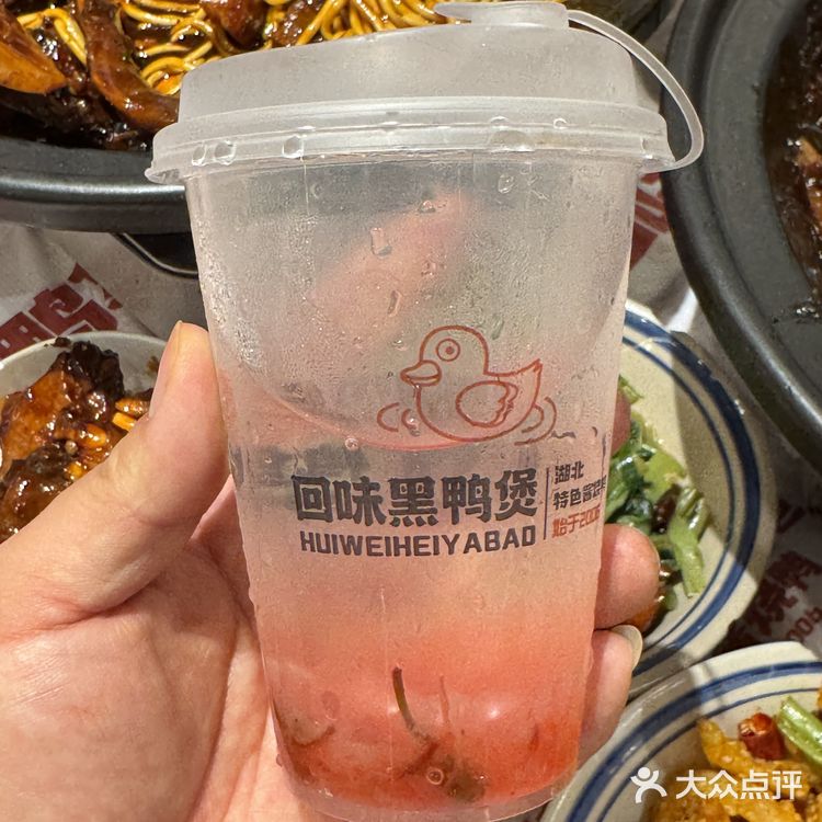 这家老板从2006年就开始做鸭了