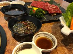 -炼火烤肉店