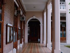 -香港大学