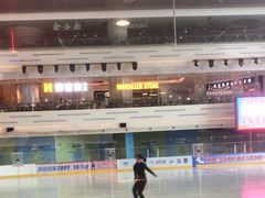 -冠军冰场CHAMPION RINK(凯德广场店)