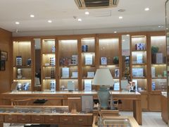 -宝丽眼镜(湖墅店)