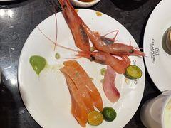 -川骄海鲜自助(王府井奥莱UP TOWN店原世界之花店)