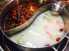 鸳鸯锅底-大斌家串串火锅(万国城店)
