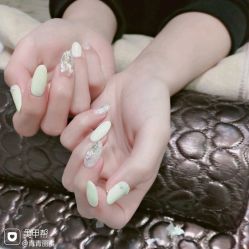 -恐龙·美甲美睫