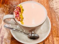 Rose&nbsp;tea&nbsp;latte-FLOVIE FLORIST CAFE