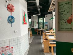 -瓜西西重庆火锅(花溪店)