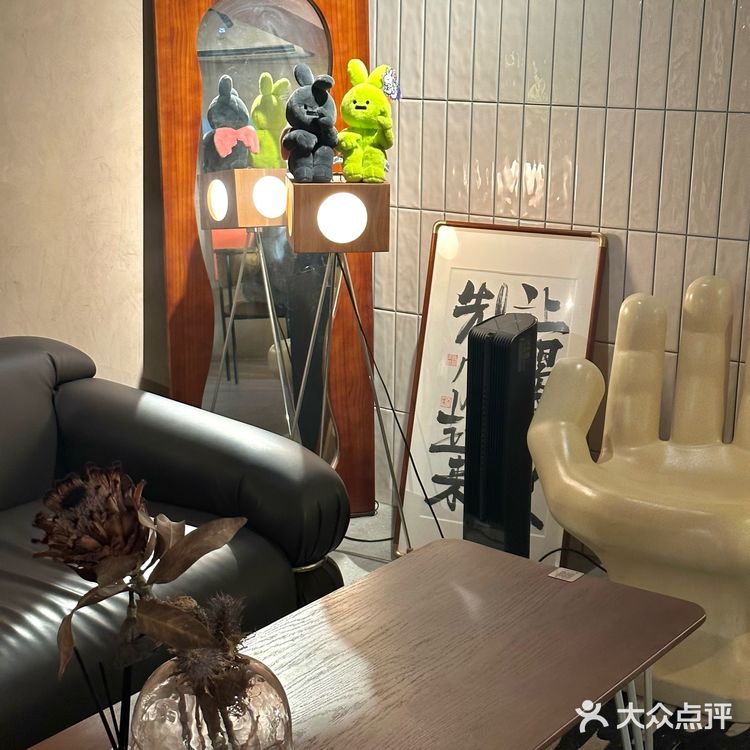 精酿配甜品，下午茶买醉石锤了…