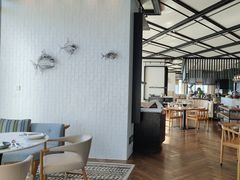 -瑰丽酒店·海吧·天际下午茶·现场DJ·天台酒吧