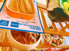 -柠檬现场台湾生鲜火锅(金茂豪庭店)