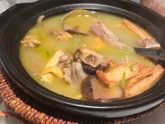 猪肚鸡煲-南枝记·港式打边炉(新北万达店)