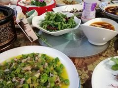 -万重锦·人文川菜馆(骡马市店)