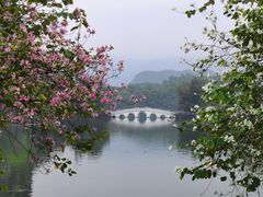 -星湖旅游景区七星岩