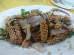 姜葱炒鱿鱼-乐兴海鲜餐厅