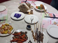 -四海一家自助餐(益田假日广场店)