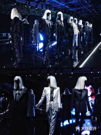 圣罗兰时尚展开展啦  圣罗兰也有咖啡店啦！