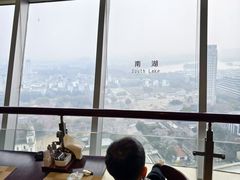 -嘉兴戴梦得购物中心