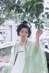 -一揽芳华汉服旗袍体验馆(拙政园店)