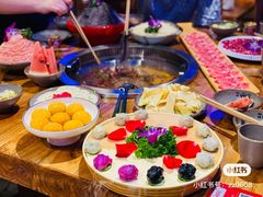 -城墙拐拐火锅(三峡广场黑金冠店)