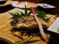 盐烤香鱼-加奈日本料理