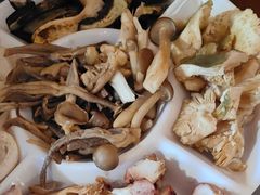 -野菌皇海景野生菌火锅(滨海大道店)