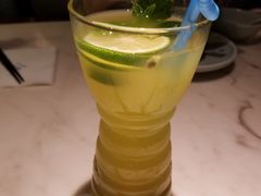 -韵秋荷(宝山龙湖天街店)