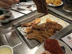 -阪尚皇·原切牛排·烤肉火锅自助(北京路店)