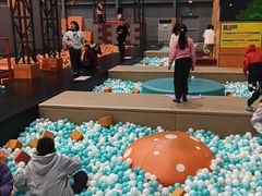 -极限PLAY运动娱乐新世界·团建派对潮玩休闲馆·室内蹦极高空游乐园