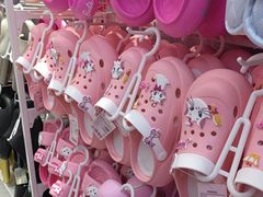 -名创优品(海珠乐峰广场店)