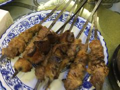架子肉、手抓羊肉-石榴花开餐厅