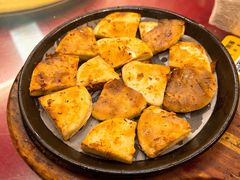 料理烤特色火烧-老东镇啤酒屋海鲜加工·蒸汽海鲜·海鲜烧烤(台东店)