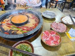 -黄潇洒老火锅(九眼桥宏济巷店)