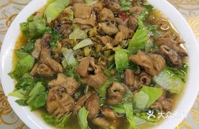 Stewed Intestine with Rice Noodles