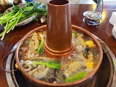 -岳记兴隆·青城腊排铜火锅(融创店)
