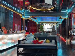 -屋有岛沉浸游戏旗舰店(中山公园店)