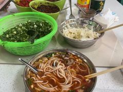 -小倪羊肉米线馆