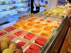 -涨巢·潮玩水疗局