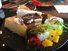 -唐拉雅秀酒店-西锦汇空中BBQ·思创餐厅