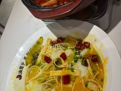 -渝是乎川渝小炒(新世界百货望京店)